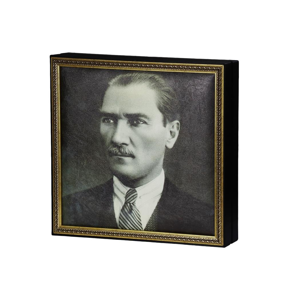 Atatürk Özel Seri No:1 Tablo Çikolata Kutusu Takımı 49 Bölmeli 33x33 cm