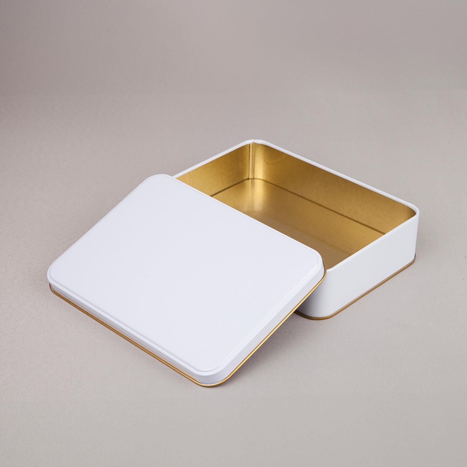 Beyaz Metal Kutu 19x13,5x4,5 cm