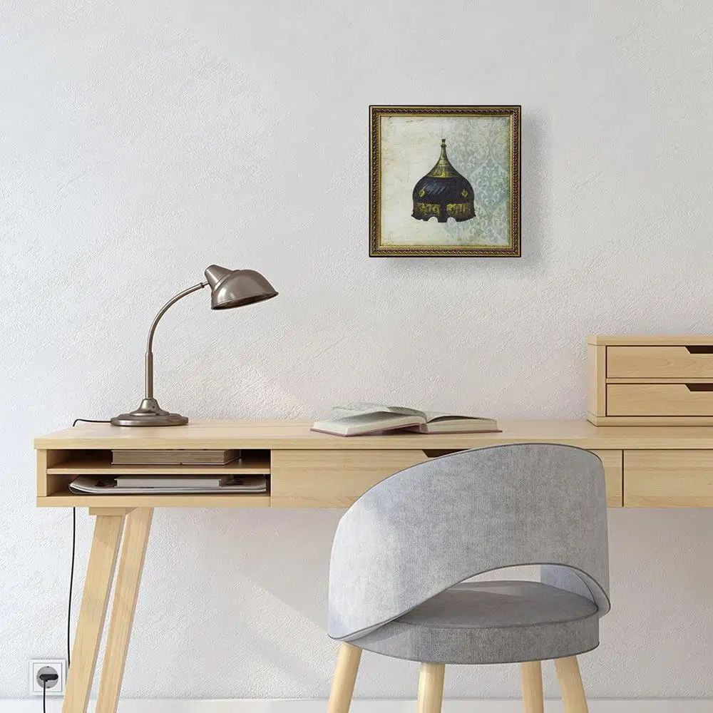 Miğfer Tablo Çikolata Kutusu Takımı 25 Bölmeli 25x25 cm Miğfer Tablo Çikolata Kutusu Takımı 25 Bölmeli 25x25 cm